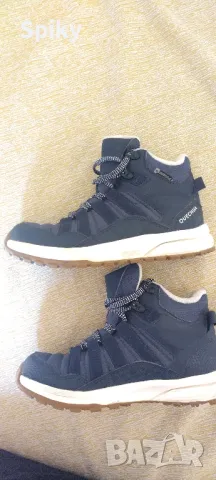 Зимни дамски непромокаеми туристически обувки Куечуа/Quechua, снимка 2 - Дамски боти - 49305426