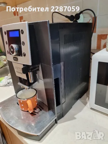 Кафе робот,,Delonghi" Perfecta, снимка 2 - Кафемашини - 47760245