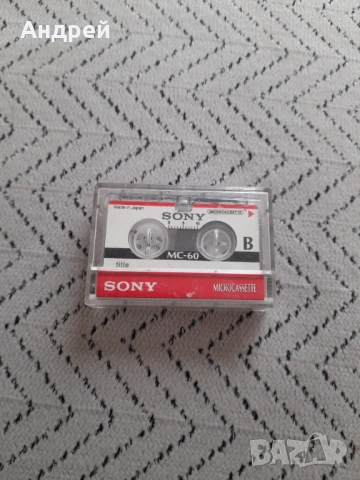 Стара микро касета Sony #2, снимка 2 - Други ценни предмети - 53385826