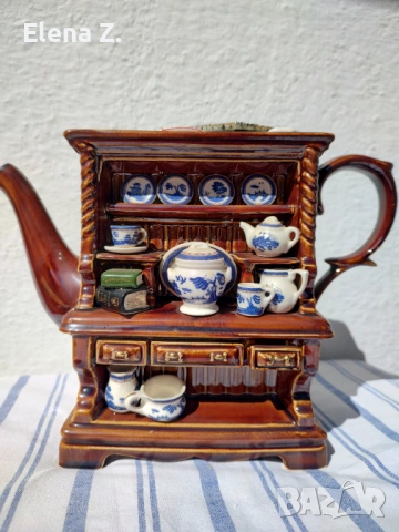 Royal Doulton Blue Willow колекционерски чайник Paul Cardew, снимка 3 - Антикварни и старинни предмети - 53845398