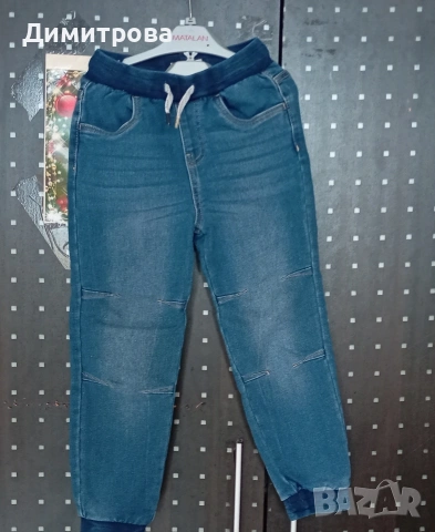 дънки и нова блузка размер 5-6г 116см, снимка 2 - Детски панталони и дънки - 53004483