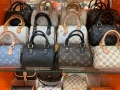 чанти chanel louis vuitton bottega veneta celine coach , снимка 10