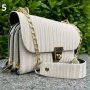 Елегантна дамска чанта с 3 прегради в луксозен дизайн , снимка 1 - Чанти - 44372148