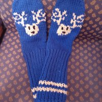 Ръчно плетени коледни чорапи, снимка 1 - Мъжки чорапи - 34232998
