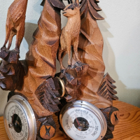 2 броя барометри от дърво и смола с декорация от планинска дива коза, снимка 5 - Антикварни и старинни предмети - 44658384