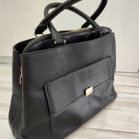Черна дамска чанта Zara, снимка 1 - Чанти - 41019102