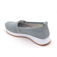 Дамски обувки от естествена кожа без връзки в бебешко синьо, снимка 3 - Дамски ежедневни обувки - 36146632