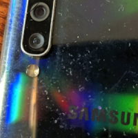 Samsung A 50 перфектна батерия и процесор гръб и части вътре,счупен дисплей и едната камера, снимка 3 - Samsung - 36133195
