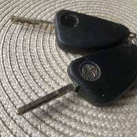 стари ключове за ALFA ROMEO, снимка 6 - Аксесоари и консумативи - 42456944