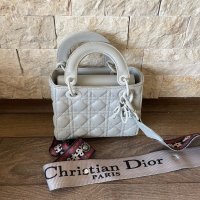 Dior дамска чанта , снимка 1 - Чанти - 40449682