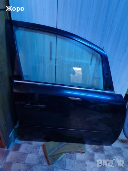 Предна дясна врата Опел зафира б, снимка 1