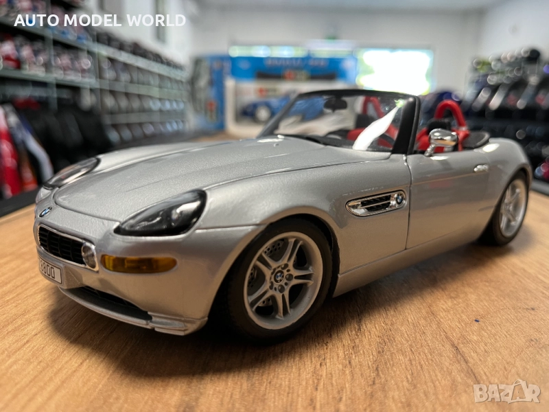 Чисто нов BBURAGO метален колекционерски модел количка BMW Z8 1:18, снимка 1