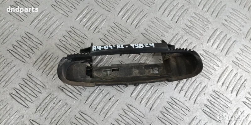 Основа дръжка Audi A4 B6 2004г.(задна лява)	, снимка 1