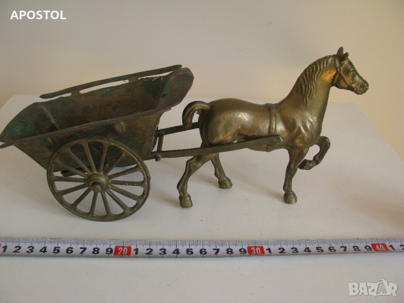 бронзов кон със каруца, снимка 1