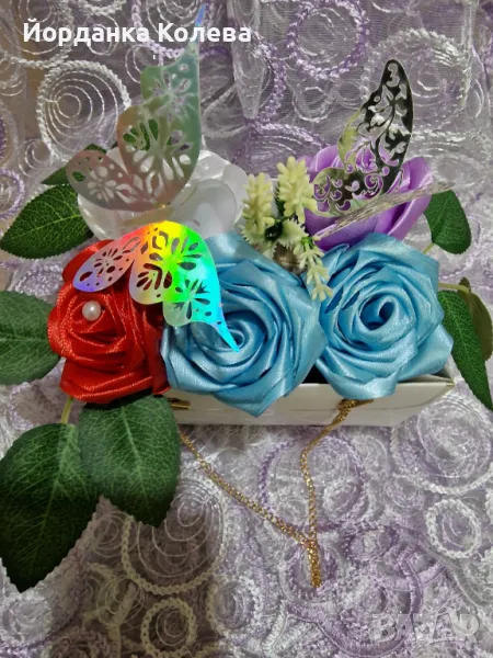 Чанта  с 5 вечни рози , снимка 1