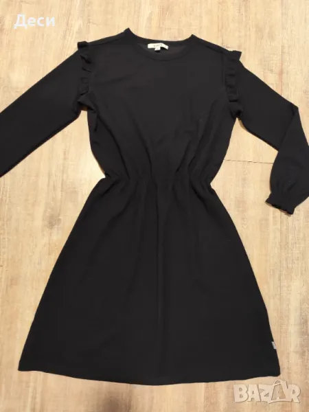 черна рокличка, снимка 1