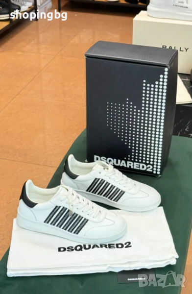 Дамски сникърси Dsquared  319.99 лв., снимка 1