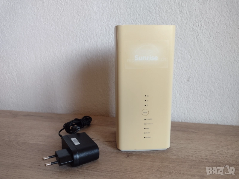 Huawei B618s-22d 4G рутер работи с всички оператори, снимка 1