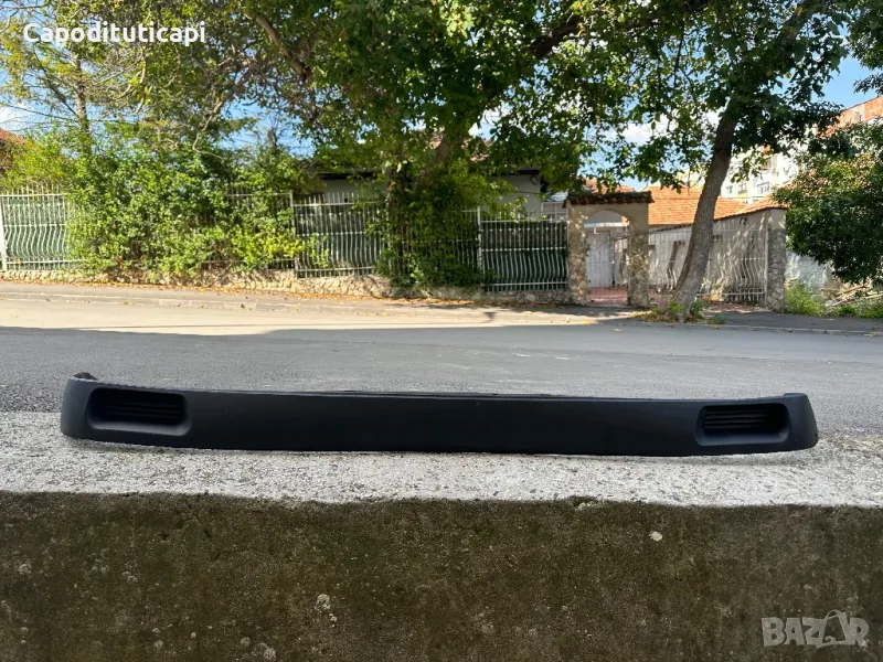 GTI Лип за Тясна броня Голф 2, снимка 1