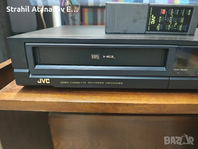 JVC HR-D520EE VHS Рекордер, снимка 5 - Плейъри, домашно кино, прожектори - 53598565