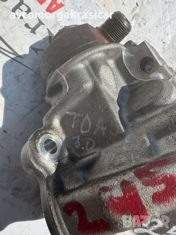 0445010677 помпа VW Touareg Тоарег 3.0 2013г.