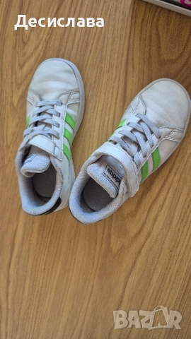 Детски маратонки Адидас( Adidas) , 31 номер, снимка 2 - Детски маратонки - 52221079