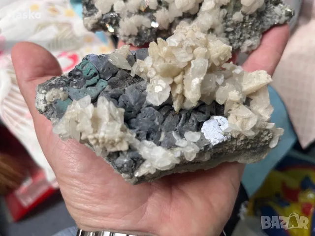 Друзи желязо+пирит+кристал-2 броя, снимка 3 - Други ценни предмети - 50053097