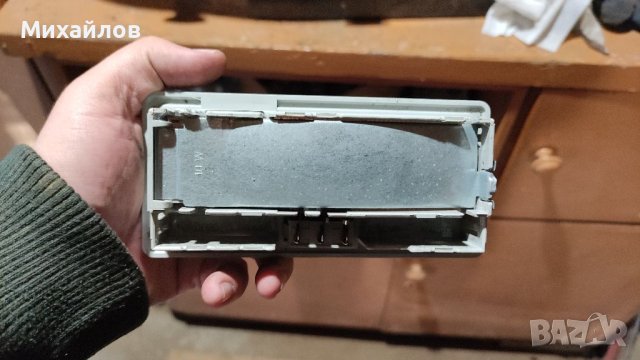 Плафон От Форд Галакси 2.0 бензин 116к.с. 2001г., снимка 2 - Части - 40555828