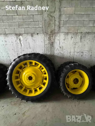 Комплект 4 бр. тесни гуми с джанти за редови обработки - John Deere (270/95-32 - 300/95-46) N01933