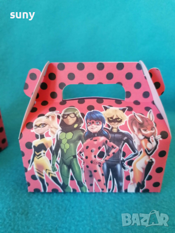 Кутийка за лакомства Калинката и черния котарак, снимка 3 - Други - 36167543