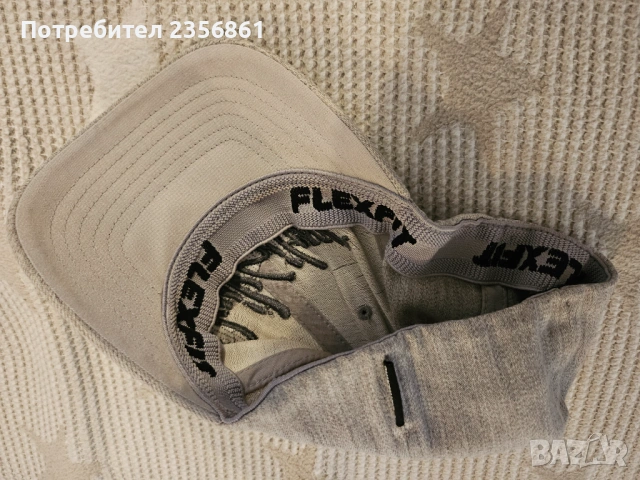 Шапка сива Quicksilver , снимка 2 - Шапки - 53429180