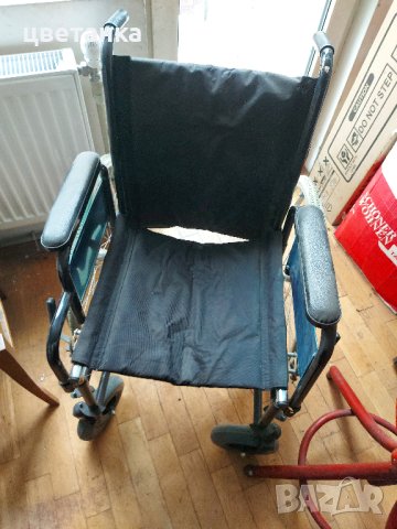 Тоелетен и инвалиден стол, снимка 2 - Столове - 40999725
