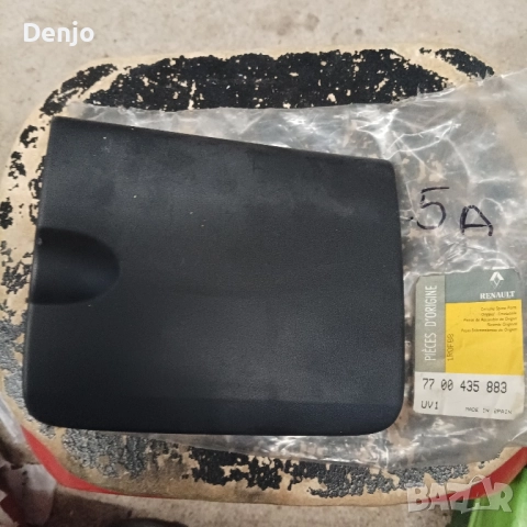 Врата капачка за резервоар на Scenic RX4 , снимка 2 - Части - 52005837