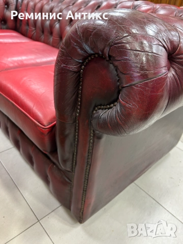 Честръфийлд диван тройка, цвят телешка кръв., снимка 5 - Дивани и мека мебел - 52591515