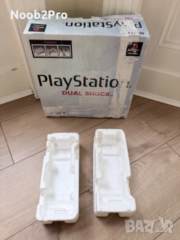 Sony PlayStation 1 SCPH-9002 B Dual Shock с оригинална кутия, снимка 2 - PlayStation конзоли - 56117004