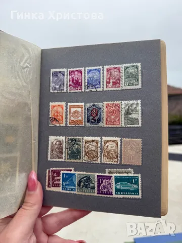 Малък класьор с различни пощенски марки, снимка 8 - Филателия - 50007431