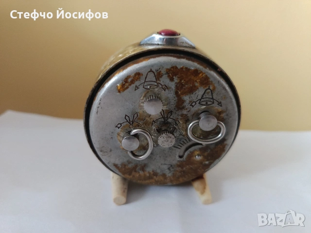 Будилник Слава , снимка 2 - Антикварни и старинни предмети - 53378785