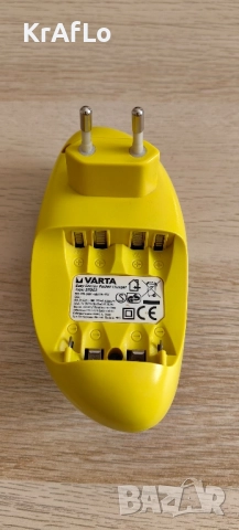 Зарядно за батерии Varta, снимка 3 - Батерии, зарядни - 52103051