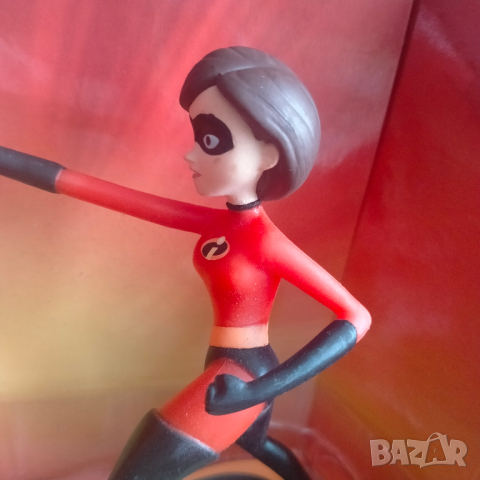 Колекционерска фигурка Bullyland MR & MRS INCREDIBLE Disney Pixar, снимка 13 - Колекции - 44573606