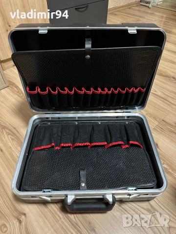 Parat Електричарски куфар Made in Germany, снимка 8 - Куфари с инструменти - 52665395