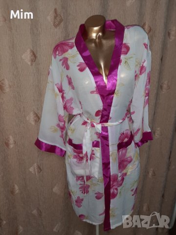 М  Бял,прозрачен халат на розови цветя 