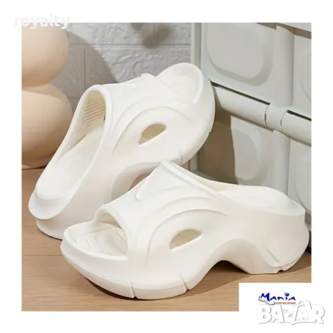 Дамски бели олекотени чехли на платформа, снимка 2 - Чехли - 49945600