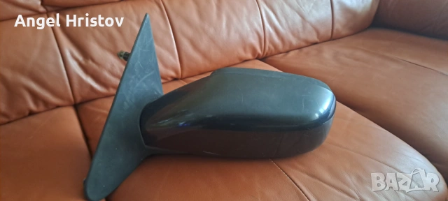 Огледало за Рено Лагуна 2_20 евро, снимка 2 - Автомобили и джипове - 53573669