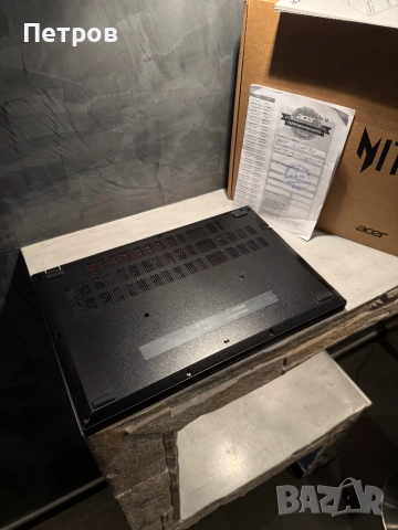 КАТО ЧИСТО НОВ Acer Nitro V 15 RTX 3050 + гаранция, снимка 4 - Лаптопи за игри - 52575203