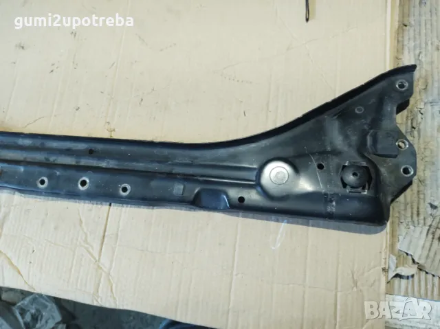 Греда над Воден Радиатор Mercedes E class W211 V6 Tmodel, снимка 3 - Части - 48525054