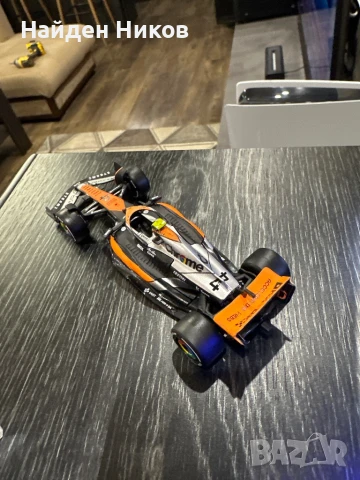 Mclaren Метална количка Burago 1:43, снимка 3 - Фен артикули - 51277977