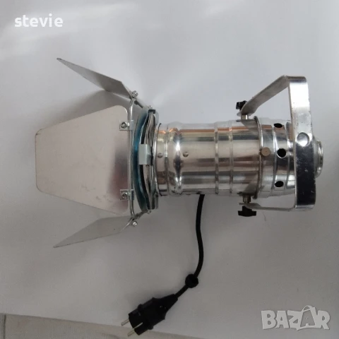 2 бр. сценични прожектори, снимка 4 - Прожектори - 50777799