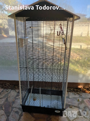Голяма клетка, волиера, кафез за птици