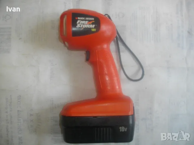 18V BLACK DECKER Made in ENGLAND АНГЛИЙСКИ 18 ВОЛТОВ ПРОЖЕКТОР ФЕНЕР БЛЕК ДЕКЕР ОТЛИЧНО СЪСТОЯНИЕ, снимка 3 - Други инструменти - 50180788