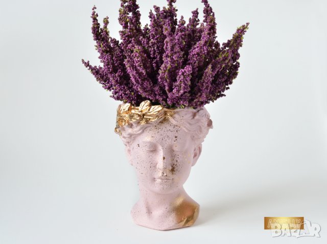 Саксия глава на гръцка богиня / Ваза Венера / Декоратив саксия за цветя в цвят розово и златно, снимка 2 - Декорация за дома - 40521922
